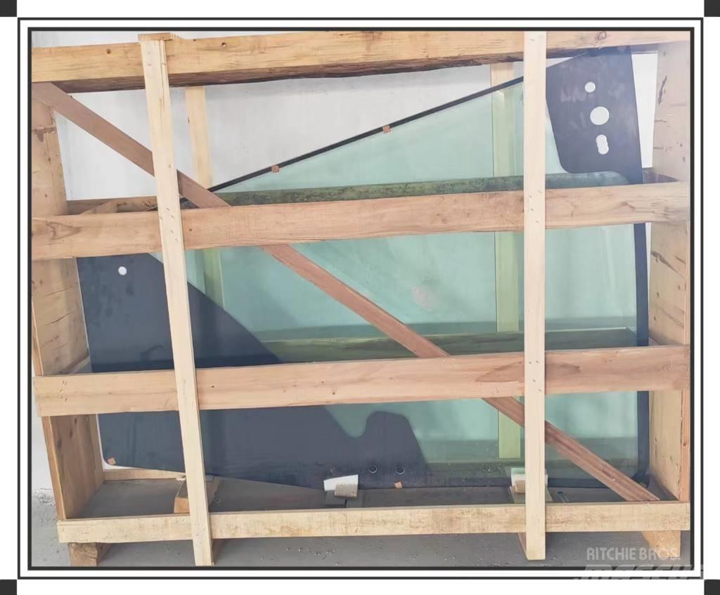CLAAS Door glass Kabina i wnętrze
