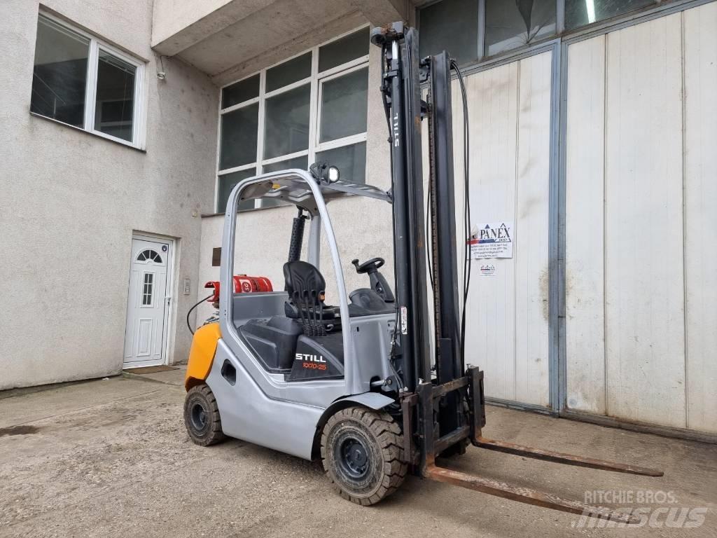 Still RX70-25T Wózki LPG