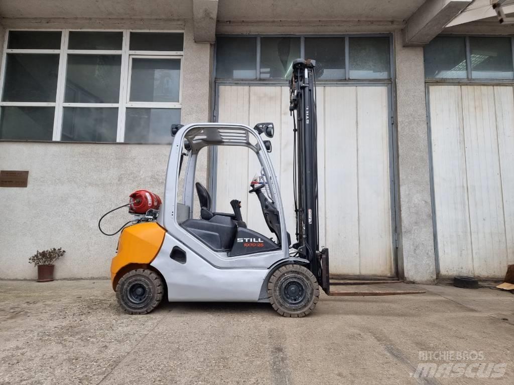 Still RX70-25T Wózki LPG