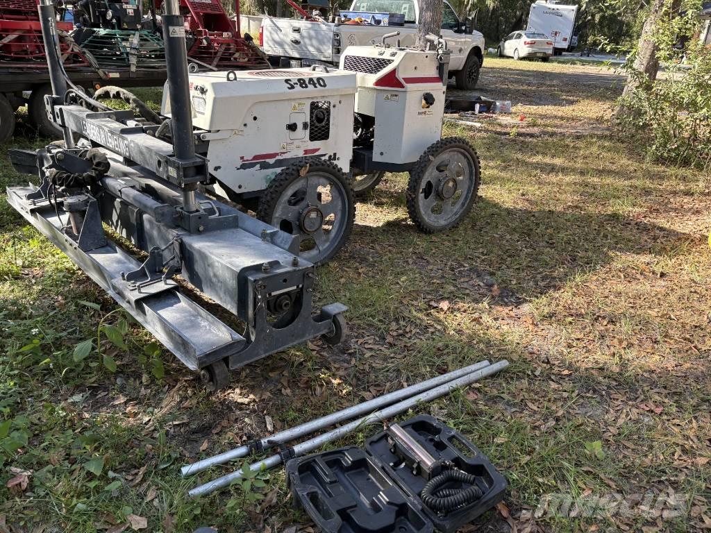 Somero S-840 Wysięgniki do dystrybucji betonu