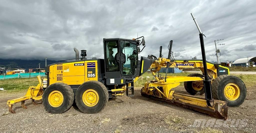 Komatsu GD555-5 Równiarki