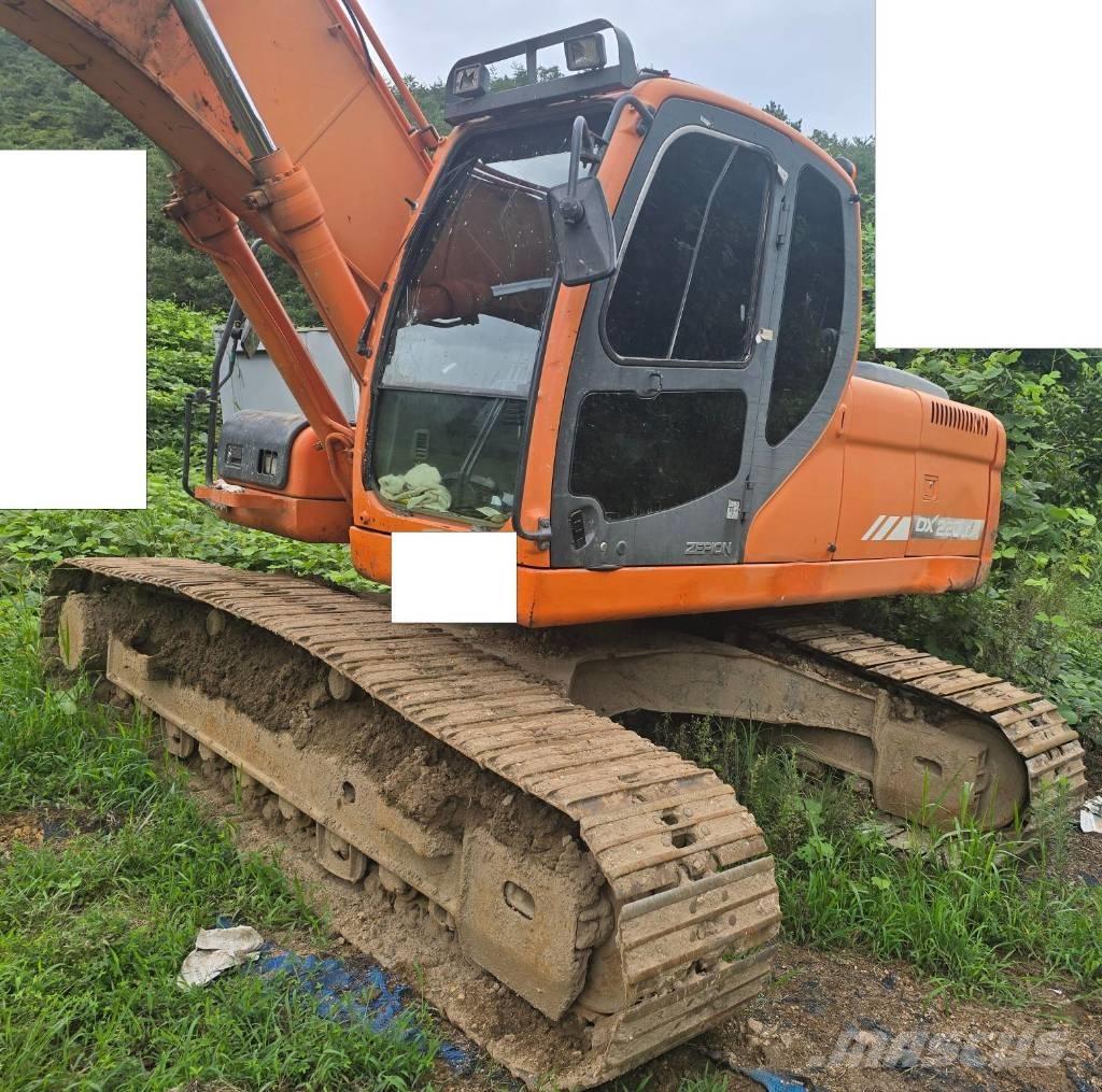 Doosan DX 220 LC-9 Koparki gąsienicowe