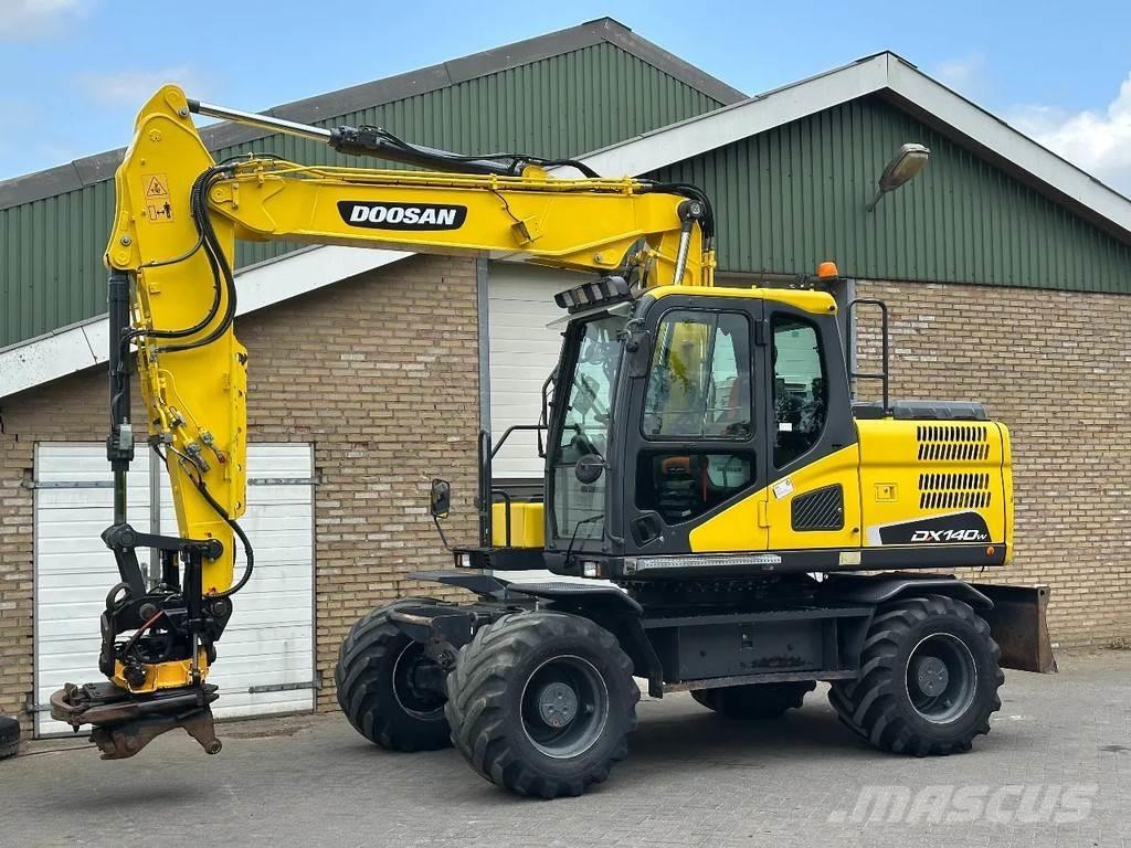 Doosan DX140W-5 Koparki kołowe