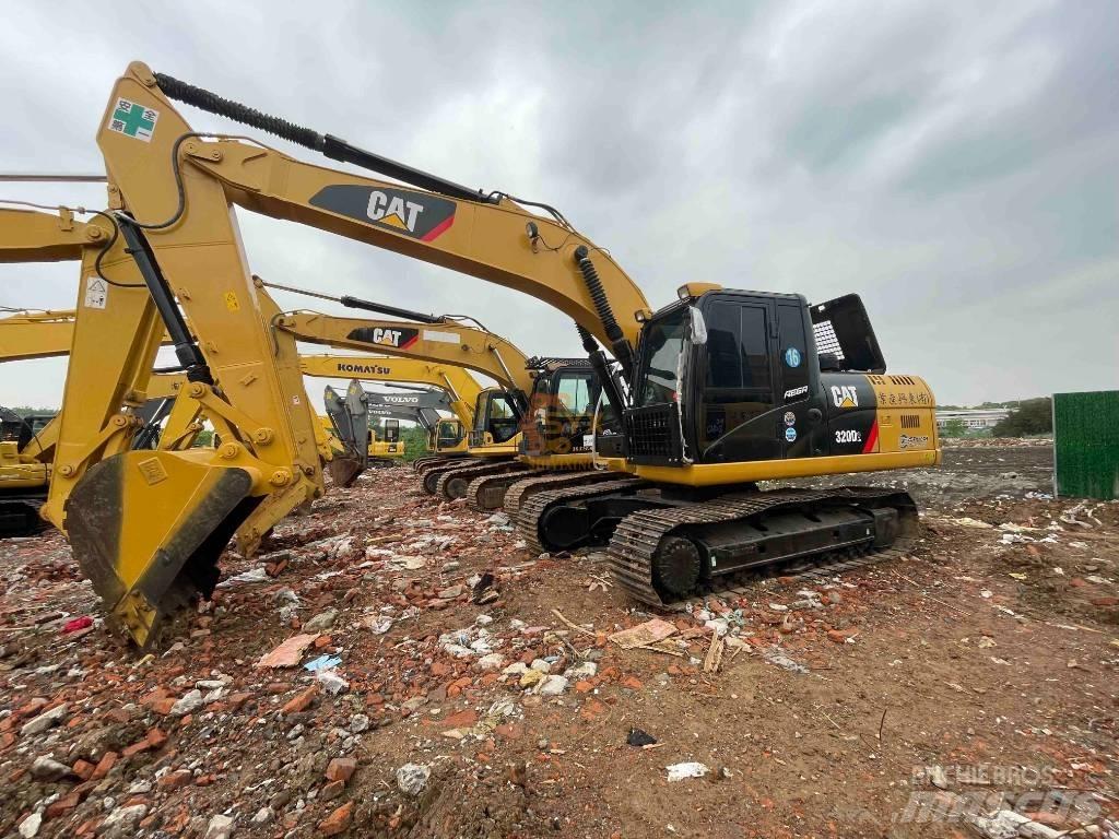 CAT 320 DL Koparki gąsienicowe