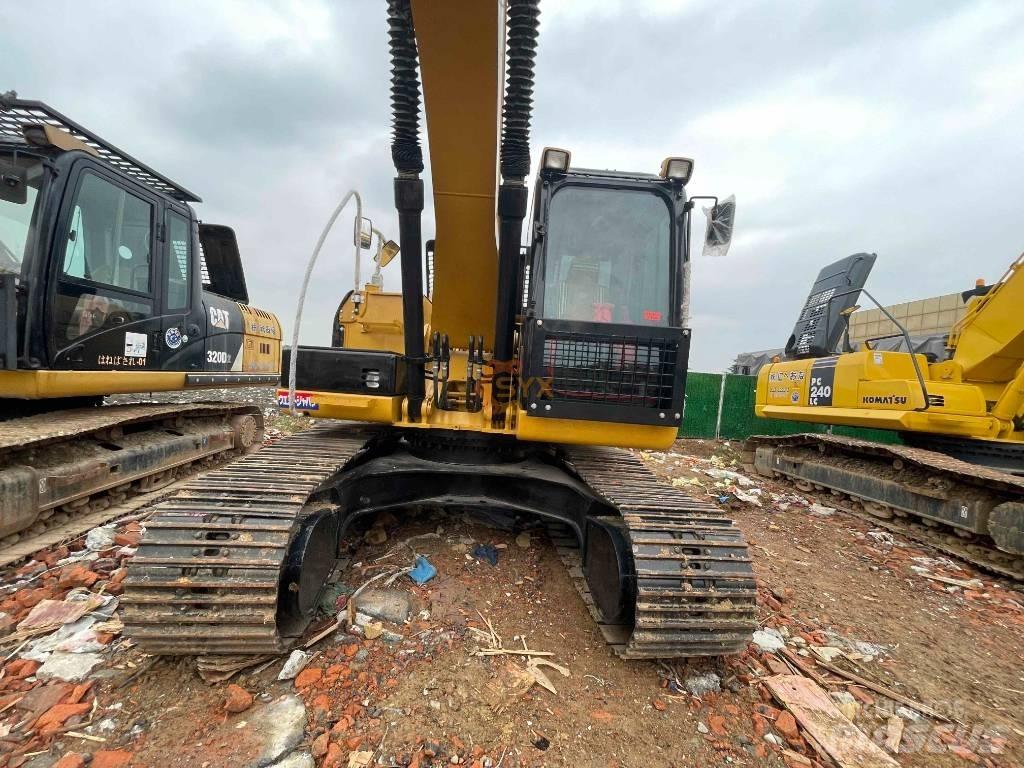 CAT 320 DL Koparki gąsienicowe