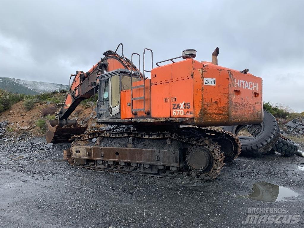 Hitachi 670 LCH-3 Koparki gąsienicowe