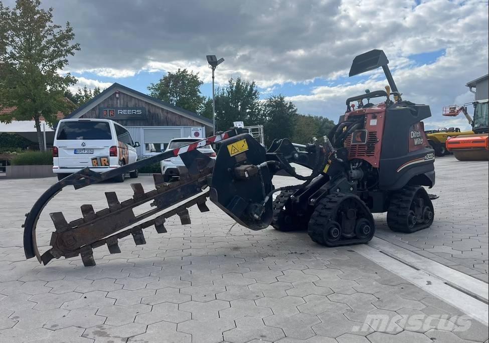 Ditch Witch R300 Wozidła gąsienicowe