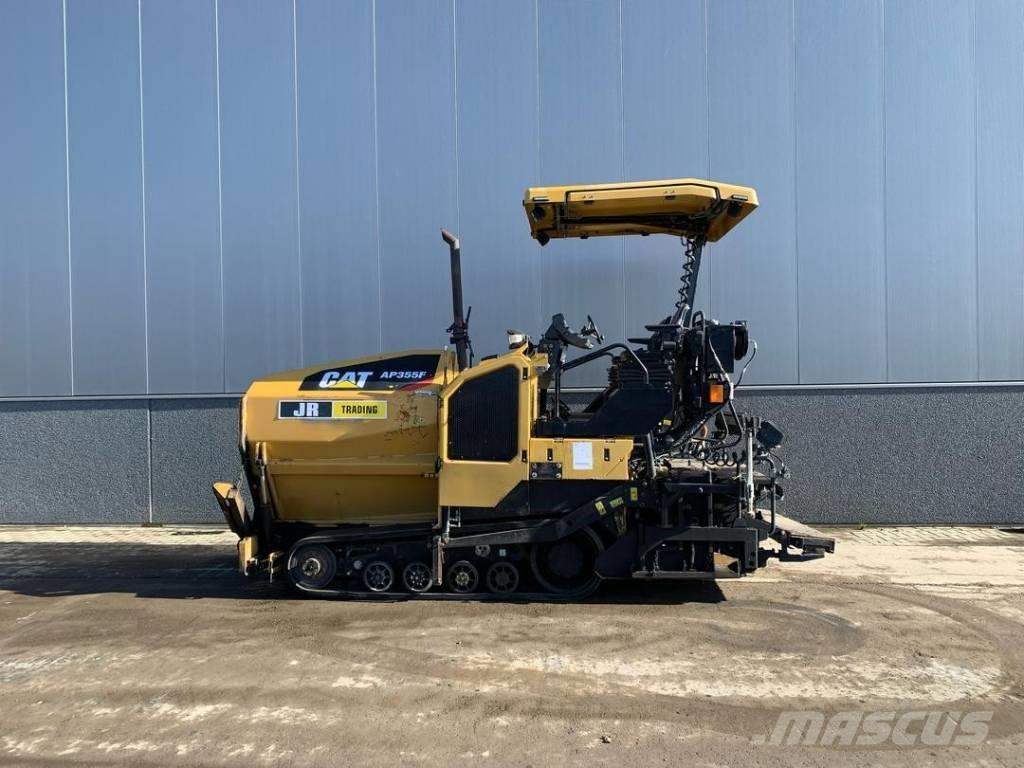 CAT AP355F Rozściełacze do asfaltu