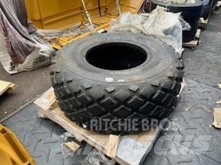 Armour 23.1-26 Opony, koła i felgi