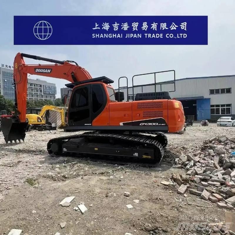 Doosan DX 300 Koparki gąsienicowe