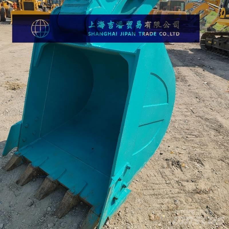 Kobelco 210 Koparki gąsienicowe
