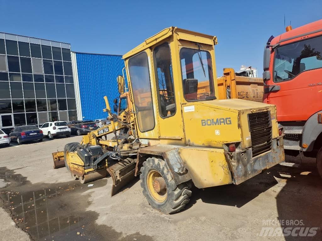 Bomag SHM2NA Równiarki