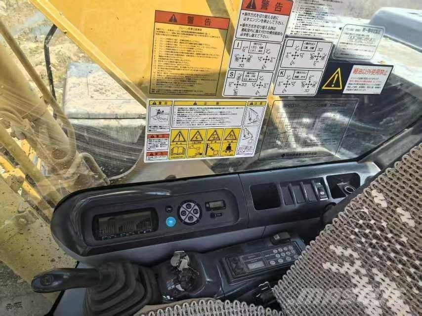 Sumitomo SH200 Koparki gąsienicowe