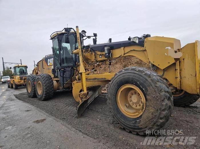 CAT 14M Równiarki