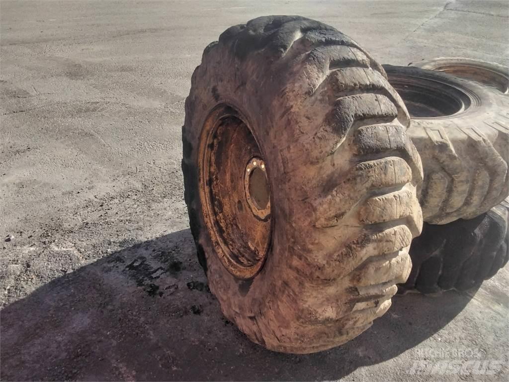 Nokian Els 17,5x25 Opony, koła i felgi