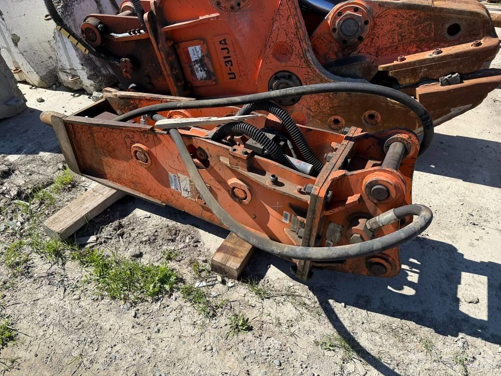 NPK GH 6 Młoty hydrauliczne