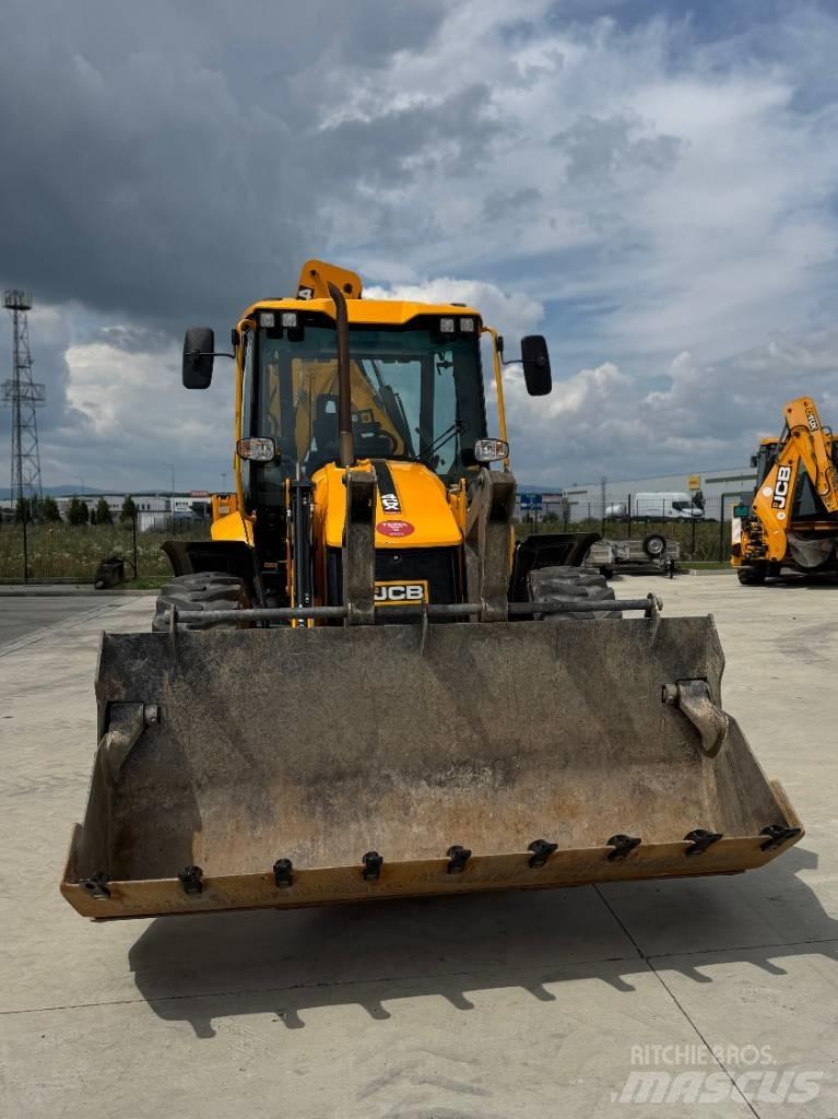 JCB 4 CX Pro Koparko-ładowarki