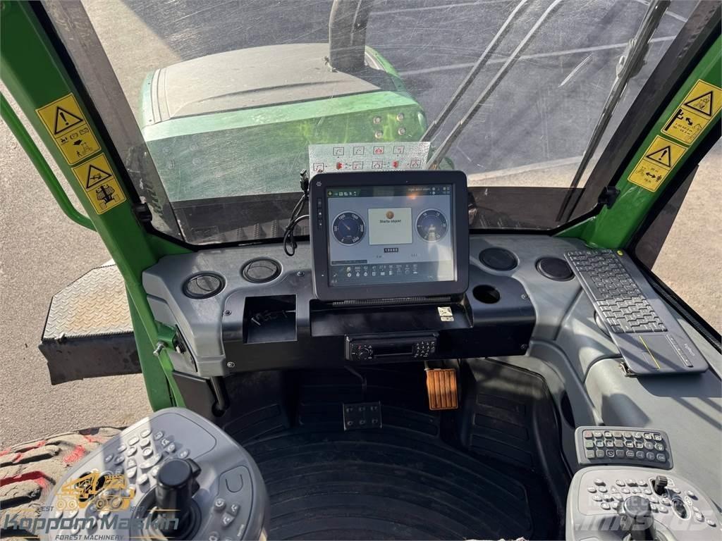 John Deere 1510E Forwardery