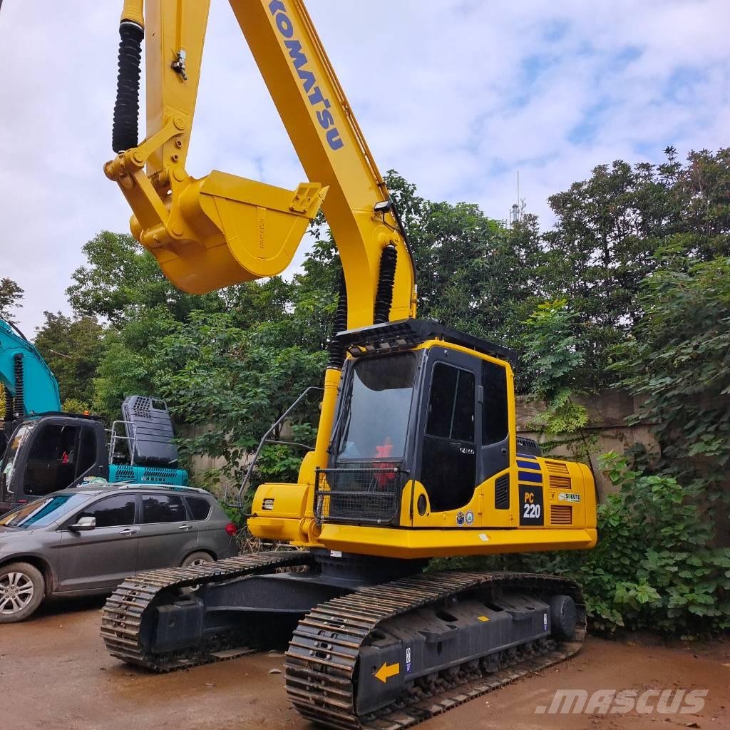 Komatsu PC 220 Koparki gąsienicowe