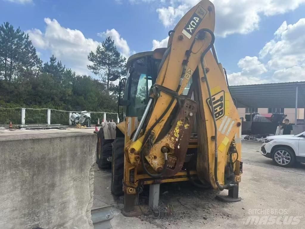 JCB 4 CX Koparki gąsienicowe