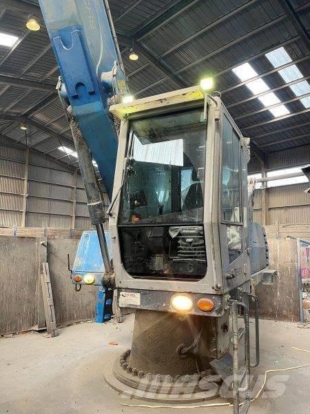 Fuchs AHL 831 D Koparki przeładunkowe