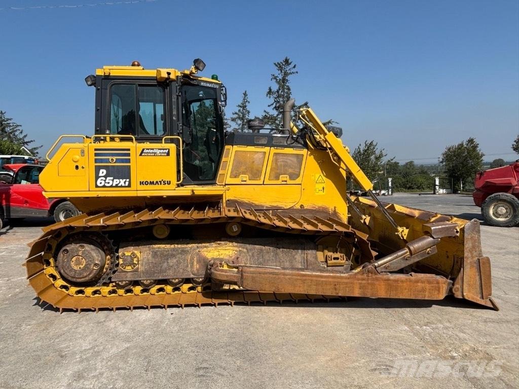 Komatsu D 65 PXi-18 Spycharki gąsienicowe