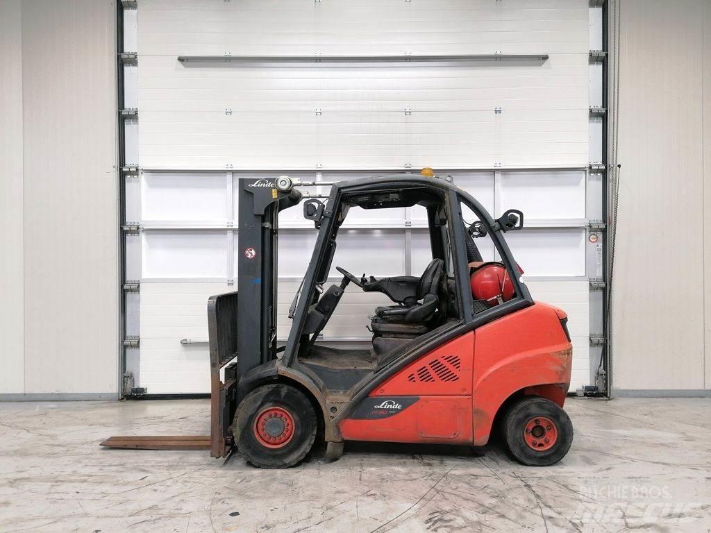 Linde H30T-02 Wózki LPG