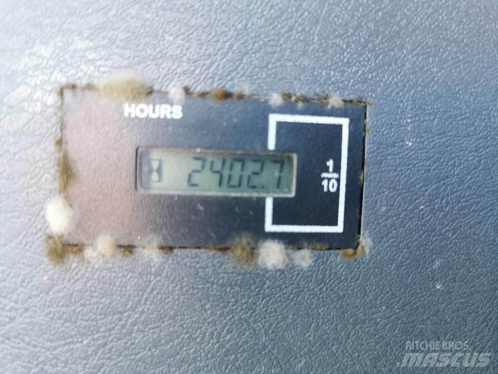 Hyundai HX 145 LCR Koparki gąsienicowe