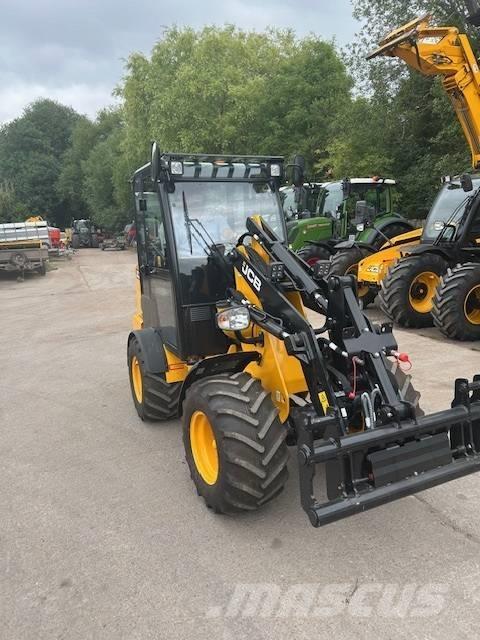 JCB 403 PLUS Ładowarki rolnicze