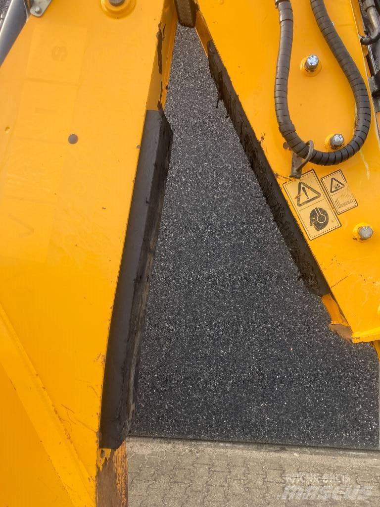JCB 4 CX Koparko-ładowarki