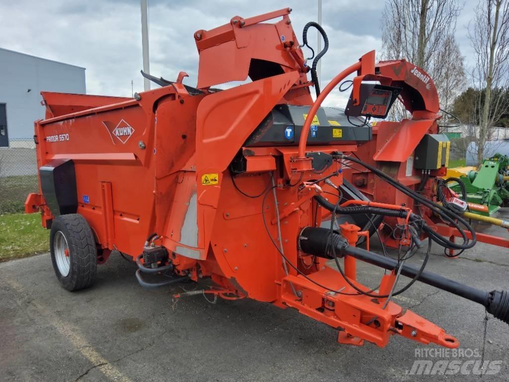 Kuhn Primor 5570 M Rozdrabniacze, krajarki i odwijarki słomy
