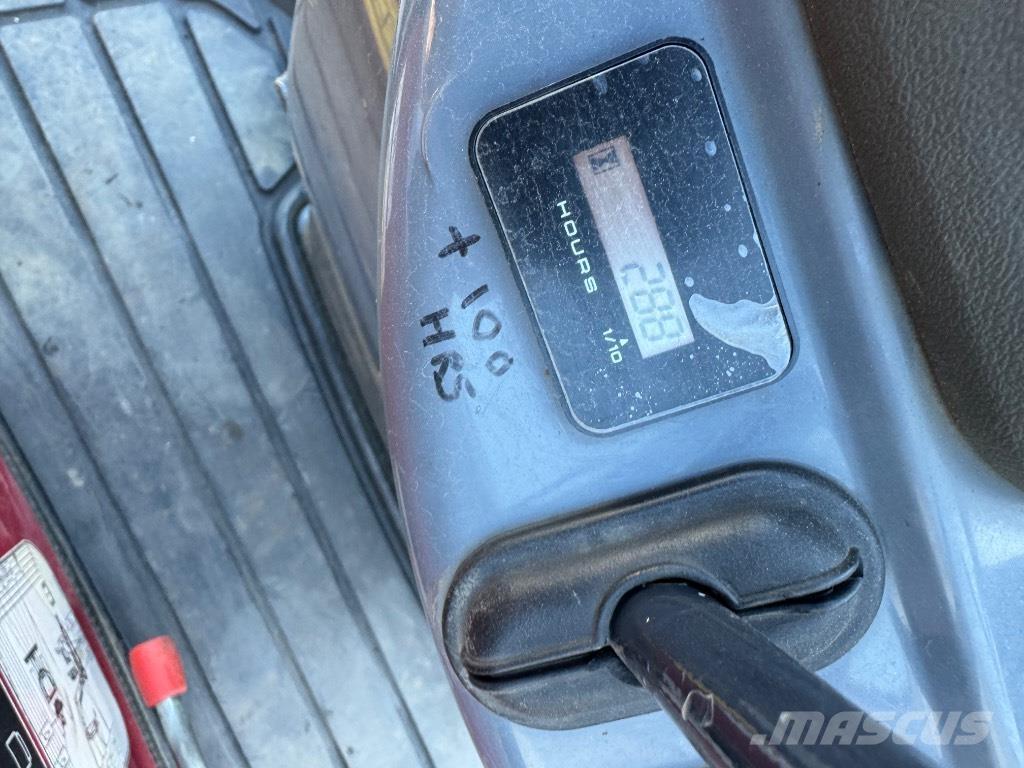 Yanmar SV08 (1F117) Minikoparki