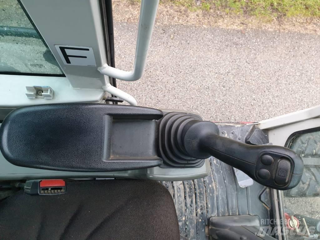 Takeuchi TB 295 W Koparki kołowe
