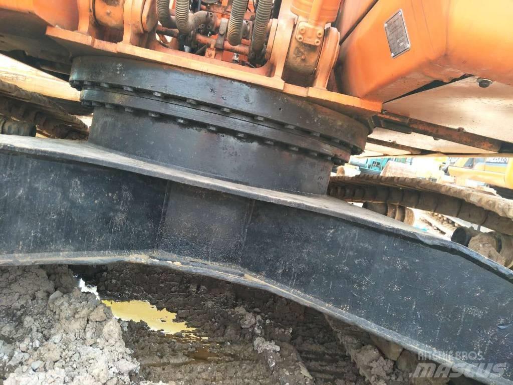 Doosan 225 Koparki gąsienicowe
