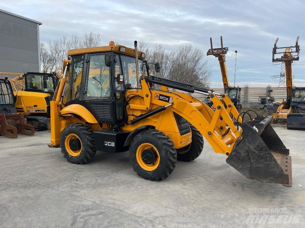 JCB 2 CX Koparko-ładowarki