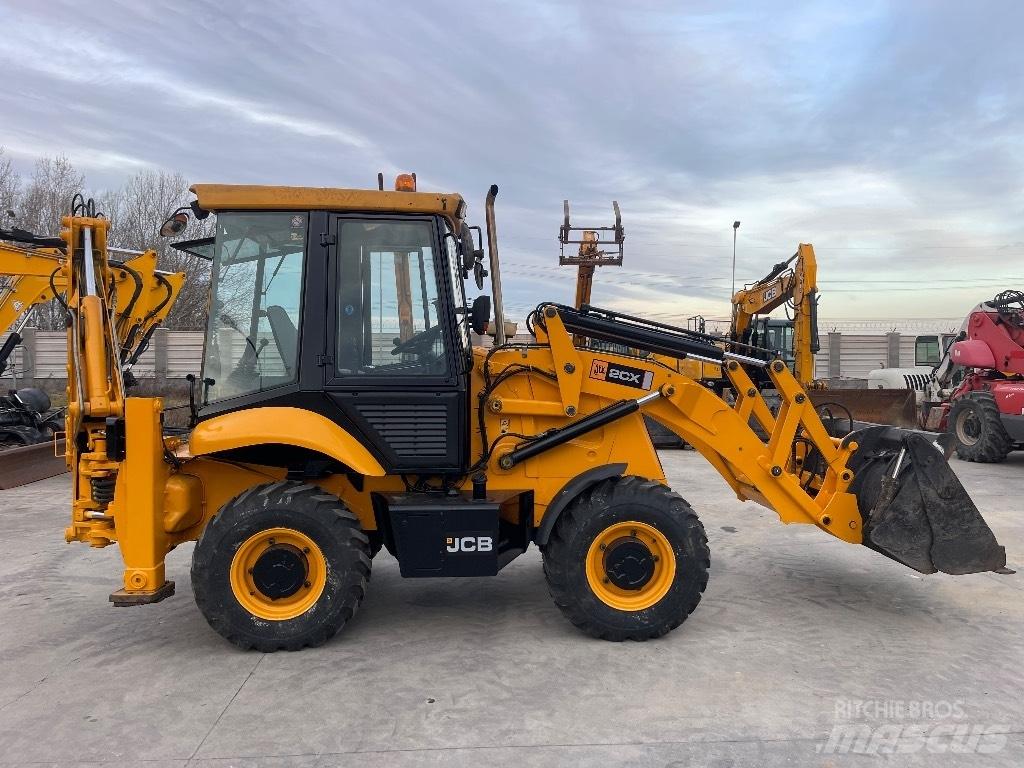JCB 2 CX Koparko-ładowarki