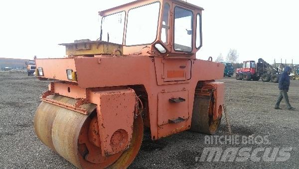 Hamm DV8K Walce dwubębnowe