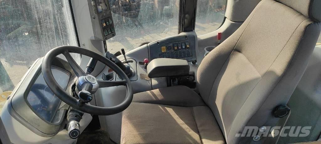 New Holland W 130 Ładowarki kołowe