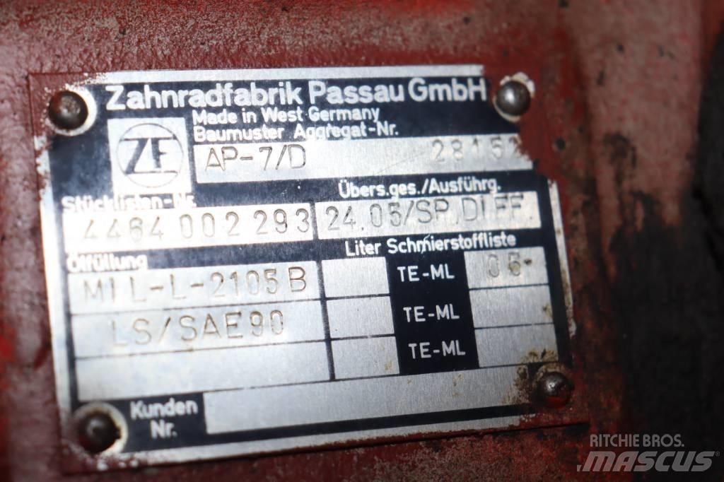 Huddig 960 Mosty, wały i osie
