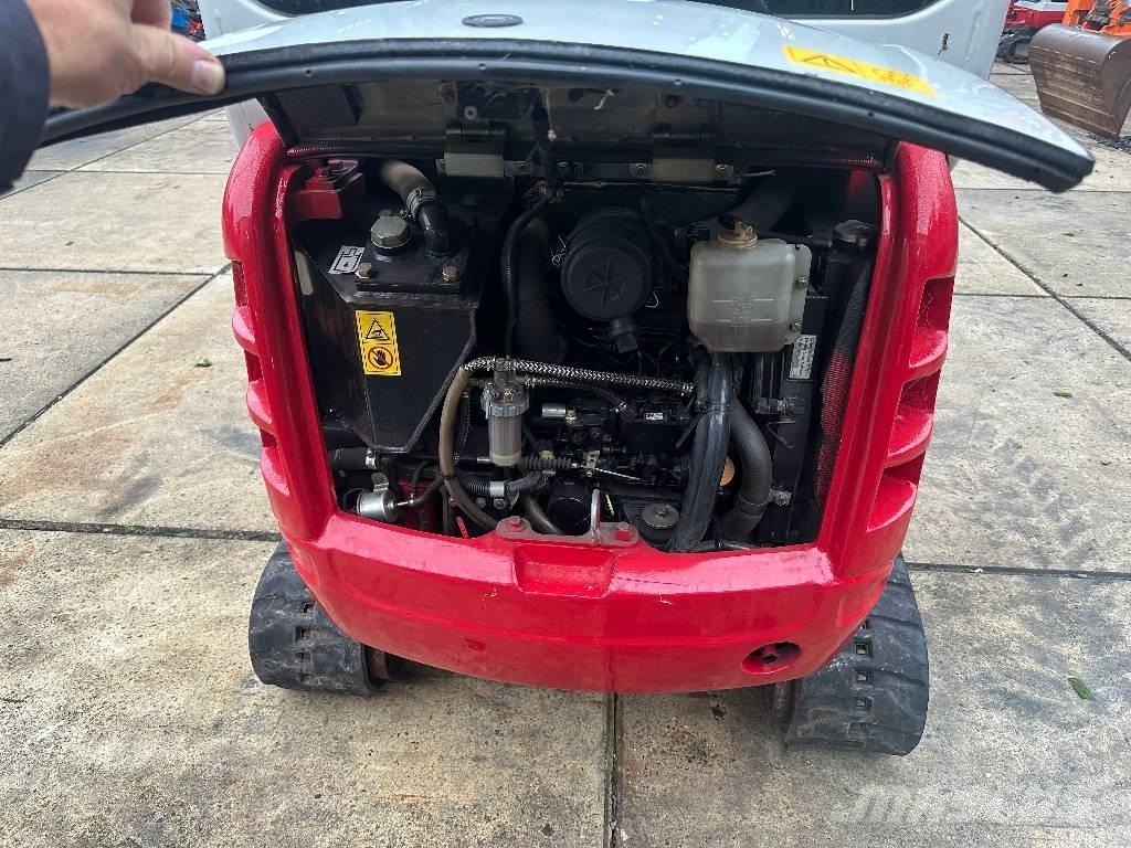 Takeuchi TB 216 Minikoparki