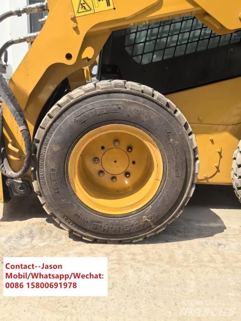 CAT 246 D Ładowarki burtowe