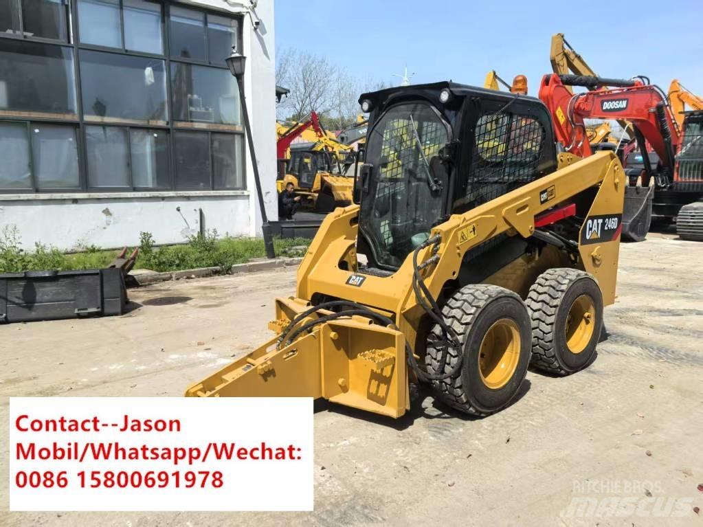 CAT 246 D Ładowarki burtowe