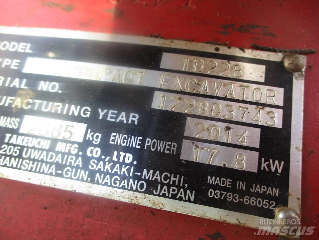 Takeuchi TB 228 Minikoparki