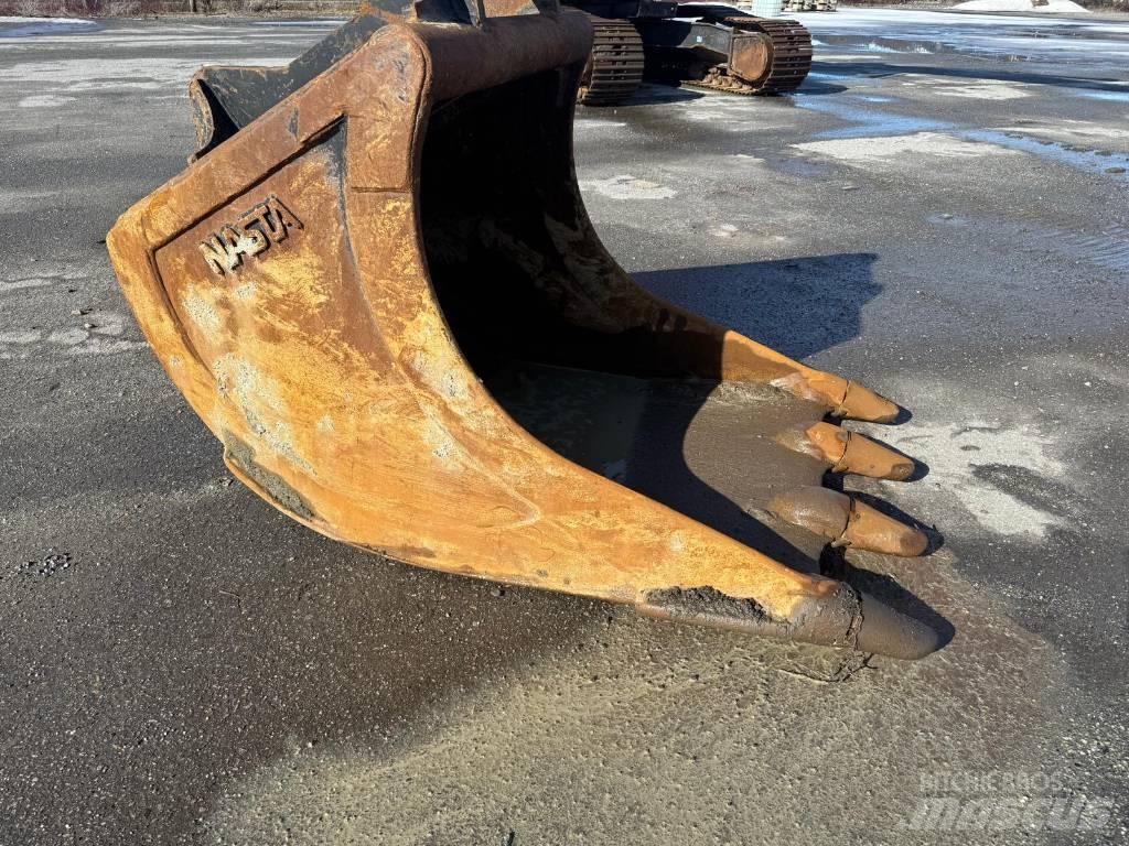 Hitachi ZX 225 US Koparki gąsienicowe