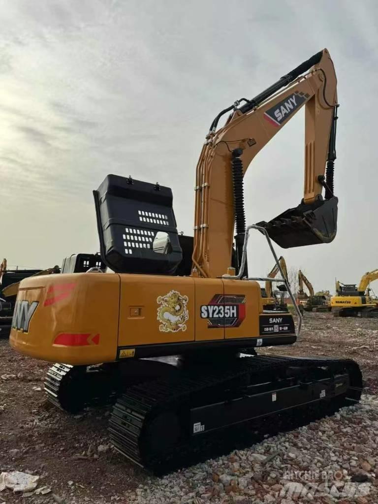 Sany SY 235 H Koparki gąsienicowe