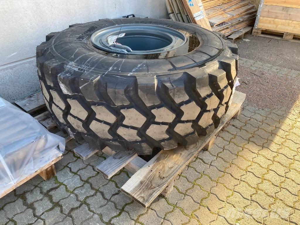 Trelleborg 23.5 R 25 Opony, koła i felgi