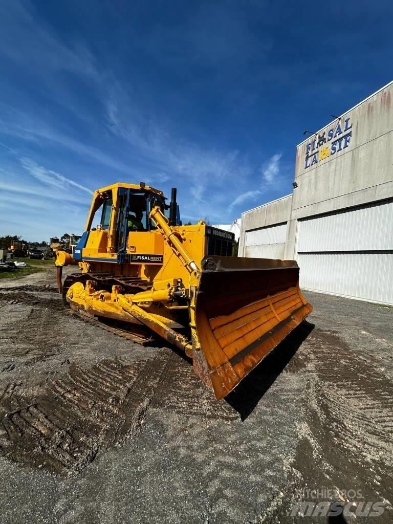 Komatsu D 85 A-21 Spycharki gąsienicowe