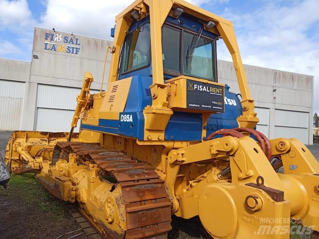 Komatsu D 85 A-21 Spycharki gąsienicowe