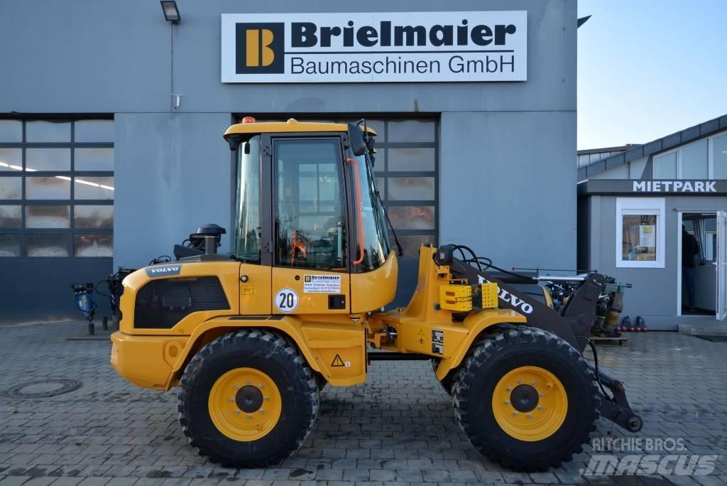 Volvo L 30 H Ładowarki kołowe