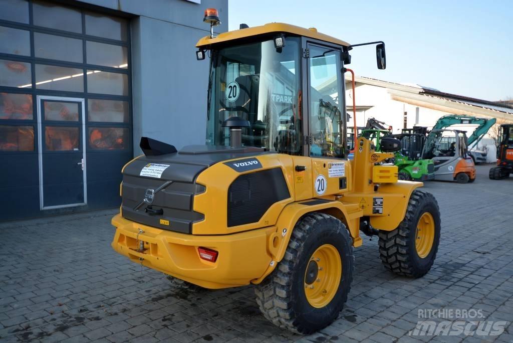 Volvo L 30 H Ładowarki kołowe